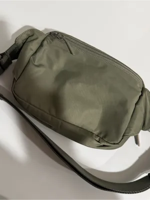 Lululemon belt bag thumbnail 3