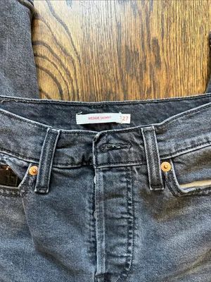 Levi's Wedgie Skinny Jeans - Charcoal Black thumbnail 4