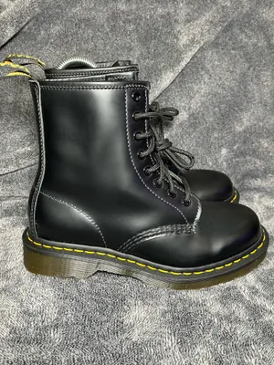 Dr. Martens 1460 Smooth Leather Black Boots Women Size 6 / Men 5 NWOB thumbnail 3