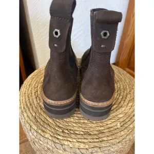 Timberland Women's Courmayeur Valley Chelsea boot size 6.5 thumbnail 5