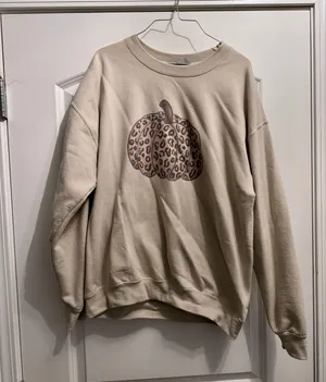 Gildan Sweatshirt Size Large thumbnail 1