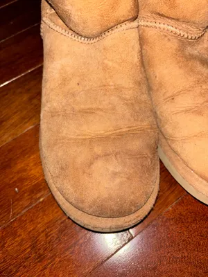UGG Boots thumbnail 2