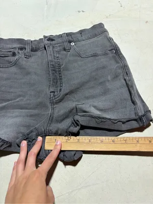 Madewell high-rise Washed Black Denim Cutoff Shorts 27 thumbnail 3