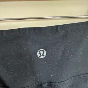 Lululemon full length black leggings women's 4 athletic pants casual workout thumbnail 3