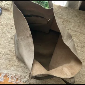 Cuyana leather Tote Bag thumbnail 4