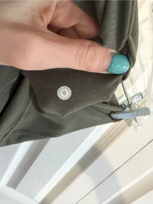 Lululemon Blissful Bend Super High-Rise Short 8" Army Green Size 6 thumbnail 8