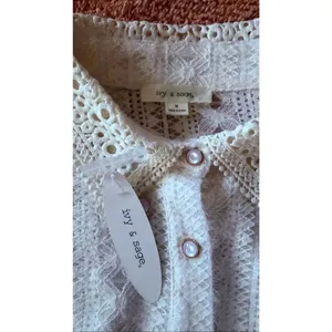 Ivy & Sage Lace Button Blouse Cream Romantic Puff Sleeve Shirt M NWT thumbnail 3