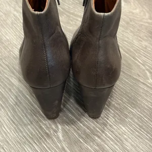 Lucky Brand Sairio Brown Leather Ankle Booties 6.5 Block Heel Twee Minimalist thumbnail 4