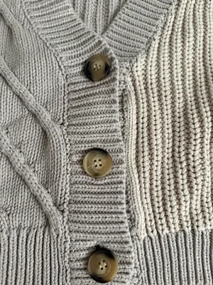 Cardigan thumbnail 3
