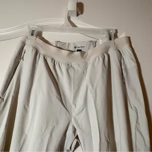Lululemon Surge Hybrid Pant 29”. Mens Size Large, Color: Dove Grey thumbnail 3