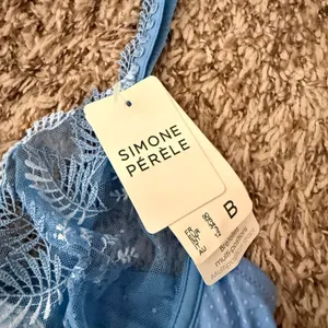 Simone Perele Bra size 34B. Blue thumbnail 2