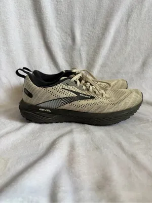 Brooks Womens Revel 6 Size 8.5 B Neutral Black White Running Trainer thumbnail 2