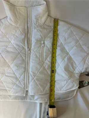 LovePace Cropped Quilted Puffer Jacket in White thumbnail 4