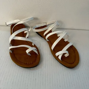 New. Women’s Flat Strappy Sandals – Elegant Summer Strappy Shoes thumbnail 4