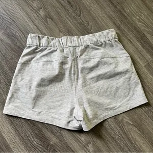 Lululemon EUC On the Fly Shorts thumbnail 3