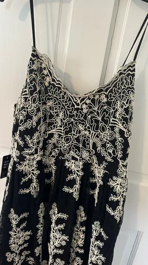 Express Black/Beige Maxi Dress thumbnail 4