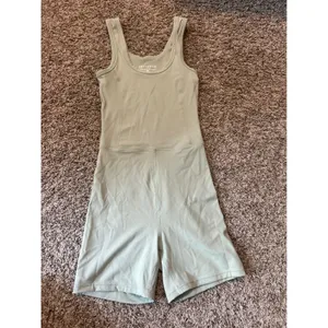 SET ACTIVE Sportbody‎ Romper Sage Green Sculpting Biker Short Unitard Small thumbnail 2