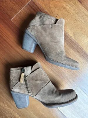 Clarks suede ankle boots thumbnail 7