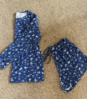 Amazon Pajama Set thumbnail 2