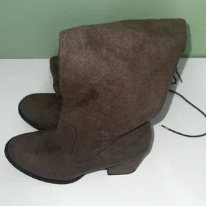 Kohl’s Jetset Grey Faux Suede Over-the-Knee Boots - Size 9.5 thumbnail 5