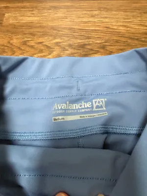 Woman’s blue Avalanche joggers thumbnail 4