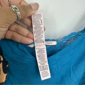 Victoria's Secret Blue Camisole Size Medium Pajamas Sleepwear V Neck thumbnail 6