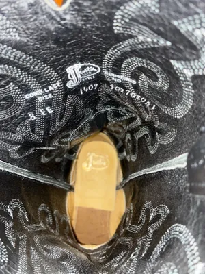 Justin’s Western Cowboy Boots thumbnail 6