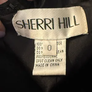 Sherri Hill Black Formal Dress‎ Short Front Long Train Back Size 0 Prom Pageant thumbnail 5