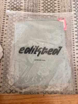 NWT edikted bow jeans  thumbnail 3