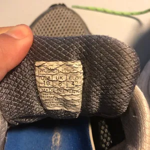 Saucony gray shoes size 10 thumbnail 4
