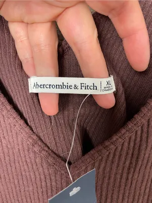 BNWT! Abercrombie & Fitch Brown Ribbed V-Neck Crop Top Size XL thumbnail 4