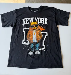 Youth Boys Black New York Bear Graphic T-Shirt – Size L thumbnail 1