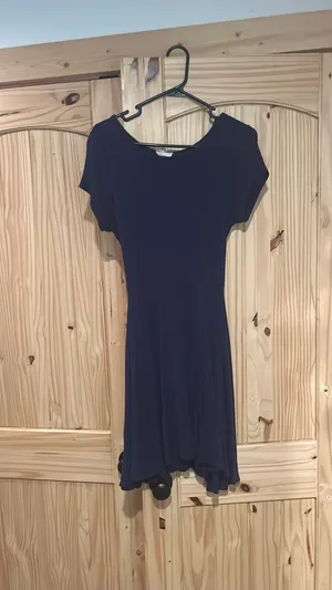 Navy dress  thumbnail 1