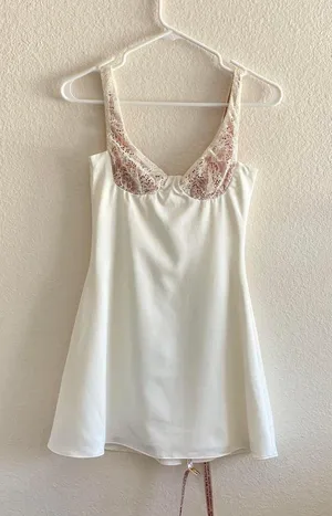 house of cb ivory cassandra satin and lace mini dress XS NWT thumbnail 2