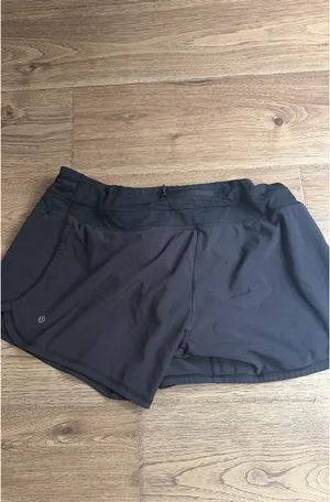 Lululemon Shorts thumbnail 2