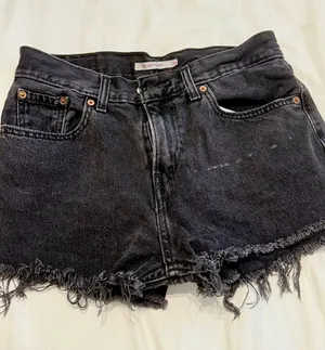 Levi’s Jean Shorts thumbnail 1