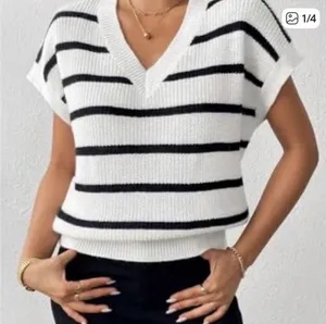 Evereve V-Neck Sleeveless Striped Sweater Sz Medium Casual Pullover Summer thumbnail 1