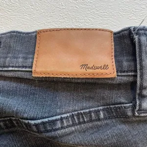 Madewell Black Skinny Jeans Distressed Raw Hem Stretch Denim thumbnail 7