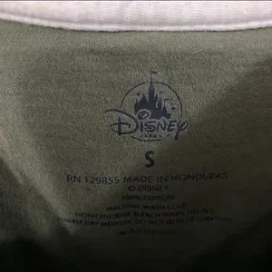 Disney parks rainbow retro jersey t-shirt S thumbnail 4