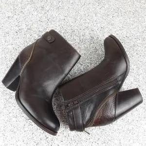 Arturo Chiang Brown Hayden Booties Size 6.5 B56‎ thumbnail 4