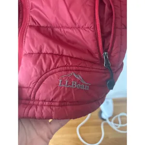 L.L.Bean Womens XS Red‎ Puffer Jacket Insulated Lightweight Quilted Full Zip thumbnail 2