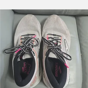 Brooks Women's White and Pink Athletic Running Shoes thumbnail 5