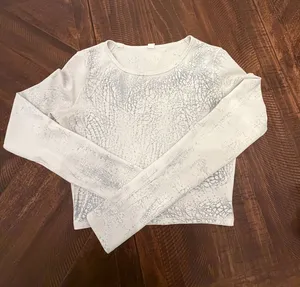 Lululemon Top Long Sleeve thumbnail 1