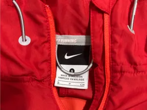 Nike rain jacket thumbnail 4