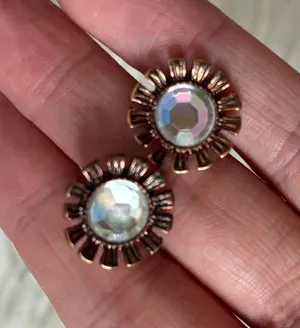 Boho Rustic Gold Tone Flower Rhinestone Stud Earrings thumbnail 1
