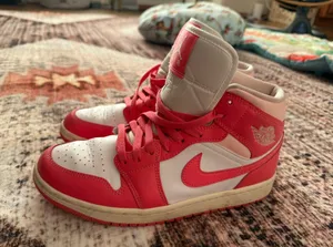 Nike Shoes thumbnail 8