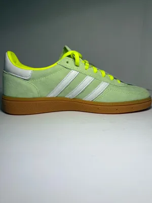 Women’s Adidas Handball Spezial size 7.5W thumbnail 3