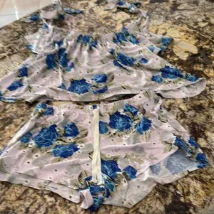 Poof! Blue and White Floral Short Set thumbnail 1