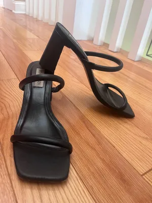 Steve Madden Heels Black Strappy 8 thumbnail 1