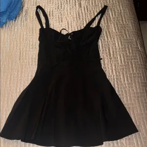 Elegant Black Dress Black thumbnail 1
